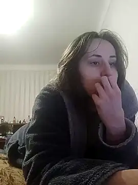 emeli moon online show from January 2025 09:08:02 PM