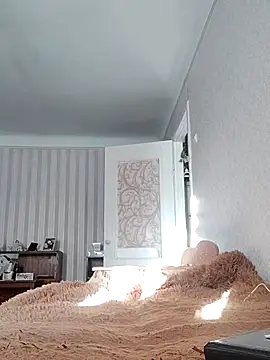 emeli moon online show from March 2025 02:23:02 PM