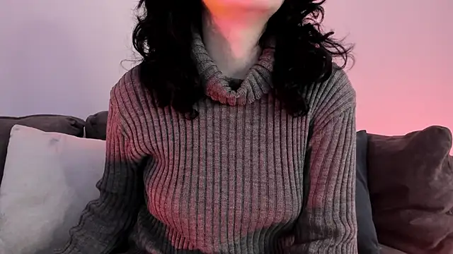 Adeelinee online show from March 2025 08:00:02 PM