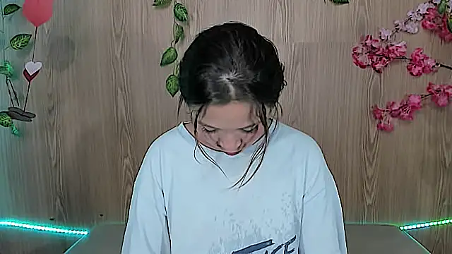 Snapshot of jenelotizz06 chatting on September 2025 08:08:02 PM jenelotizz06 online show from September 2025 08:08:02 PM