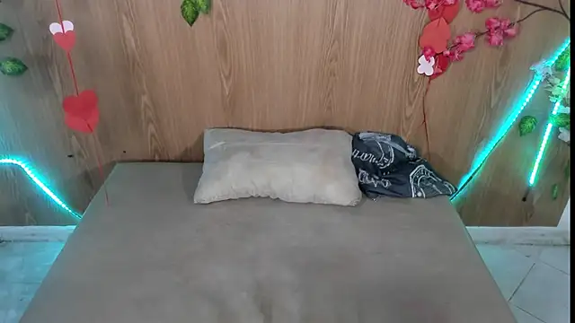 Snapshot of jenelotizz06 chatting on October 2025 01:08:02 AM jenelotizz06 online show from October 2025 01:08:02 AM