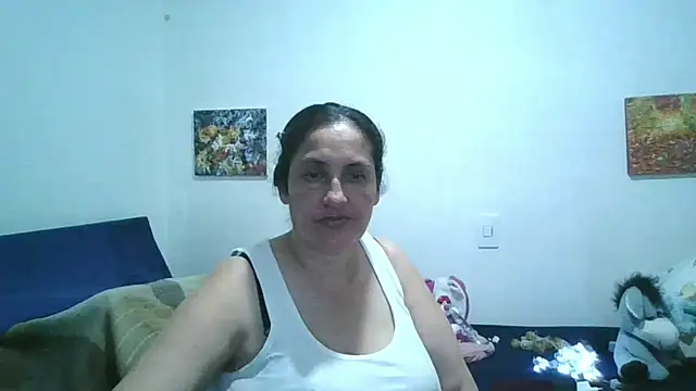 Snapshot of ximenajimenez chatting on June 2026 11:14:01 PM ximenajimenez online show from June 2026 11:14:01 PM
