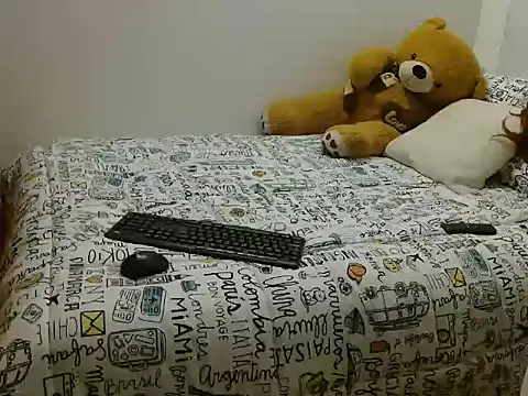 diamondputy04 online show from April 2026 02:36:02 AM