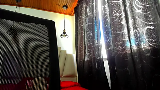 samantha  wilson online show from October 2025 03:19:01 PM