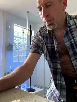 El Gizmo online show from January 2026 04:01:01 PM