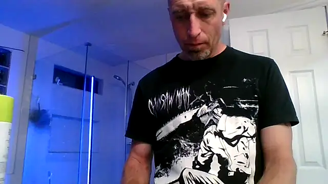 Snapshot of El_Gizmo chatting on April 2026 07:33:01 AM El Gizmo online show from April 2026 07:33:01 AM