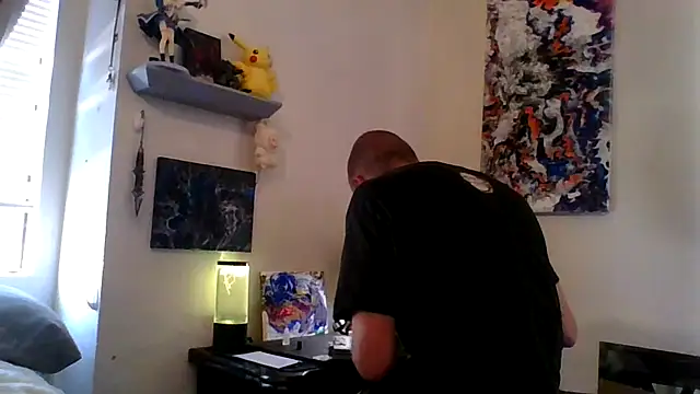 Snapshot of El_Gizmo chatting on May 2026 11:00:01 PM El Gizmo online show from May 2026 11:00:01 PM