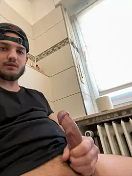 Furko 33 online show from February 2025 03:08:02 PM