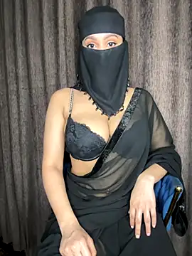 Snapshot of YourThirstySlut chatting on November 2025 09:48:02 PM YourThirstySlut online show from November 2025 09:48:02 PM