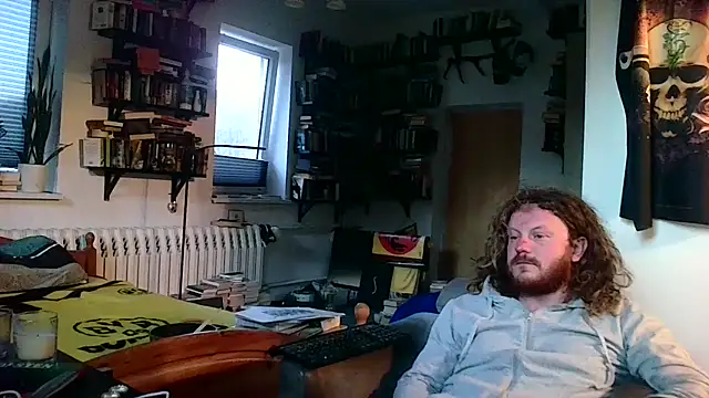 sunr1sa online show from April 2026 04:35:02 AM