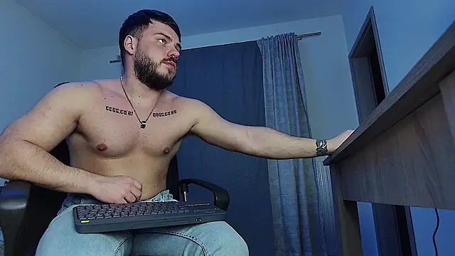 juliusmasters online show from December 2024 08:36:01 PM