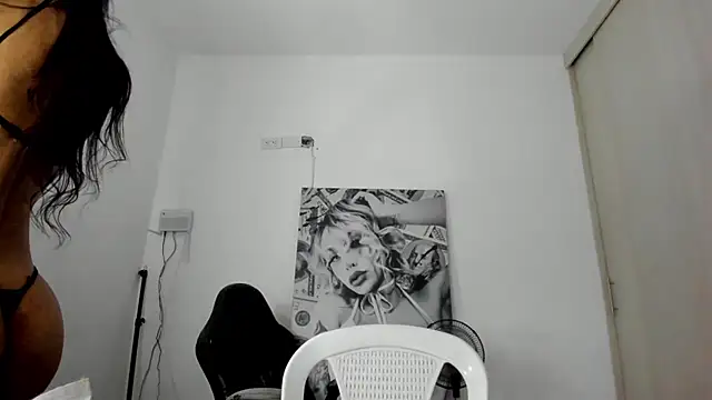 Snapshot of _juliana_star_ chatting on December 2025 10:26:01 PM juliana star online show from December 2025 10:26:01 PM