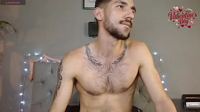 Snapshot of Mr_WhiteCock chatting on February 2025 02:04:01 AM Mr WhiteCock online show from February 2025 02:04:01 AM