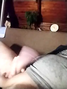 Snapshot of tomee83 chatting on November 2025 10:09:01 PM tomee83 online show from November 2025 10:09:01 PM