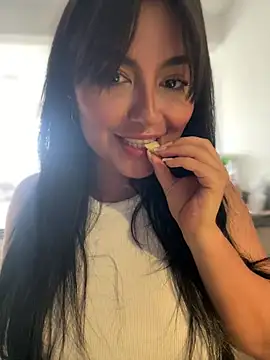 Snapshot of sukhakunis1 chatting on January 2025 09:31:02 PM sukhakunis1 online show from January 2025 09:31:02 PM