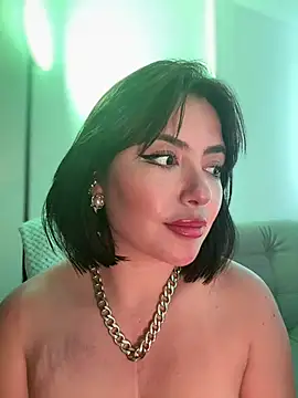 Snapshot of sukhakunis1 chatting on February 2025 03:35:01 AM sukhakunis1 online show from February 2025 03:35:01 AM