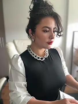 Snapshot of sukhakunis1 chatting on September 2025 03:55:01 PM sukhakunis1 online show from September 2025 03:55:01 PM