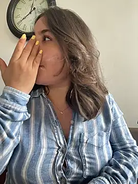 sukhakunis1 online show from February 2026 05:42:02 PM