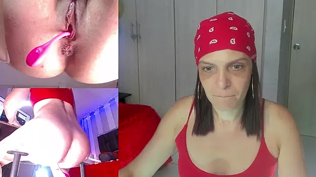 Snapshot of KatteMoss chatting on January 2026 08:36:02 PM KatteMoss online show from January 2026 08:36:02 PM