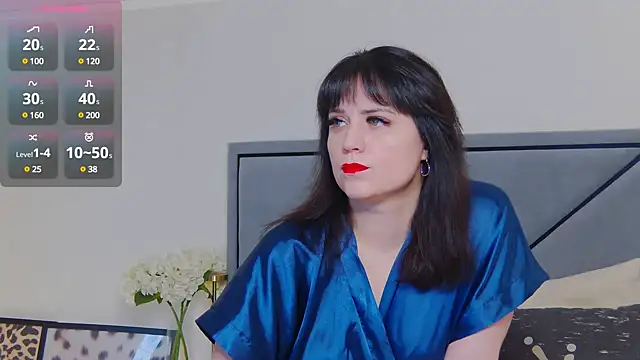 Snapshot of BellaHillss chatting on February 2025 07:57:02 AM BellaHillss online show from February 2025 07:57:02 AM