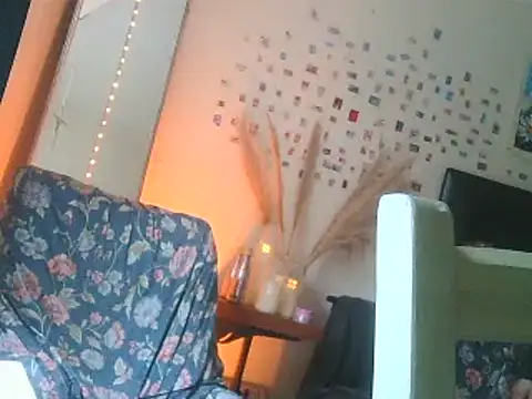 Snapshot of DaddyQuimHot chatting on December 2024 01:06:01 PM DaddyQuimHot online show from December 2024 01:06:01 PM