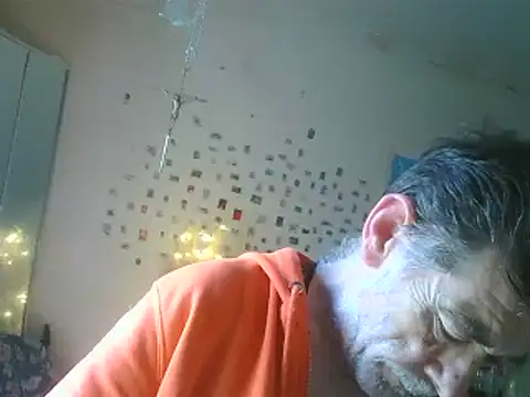 Snapshot of DaddyQuimHot chatting on February 2025 09:53:02 AM DaddyQuimHot online show from February 2025 09:53:02 AM