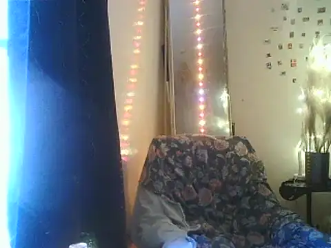 Snapshot of DaddyQuimHot chatting on February 2025 10:59:02 AM DaddyQuimHot online show from February 2025 10:59:02 AM