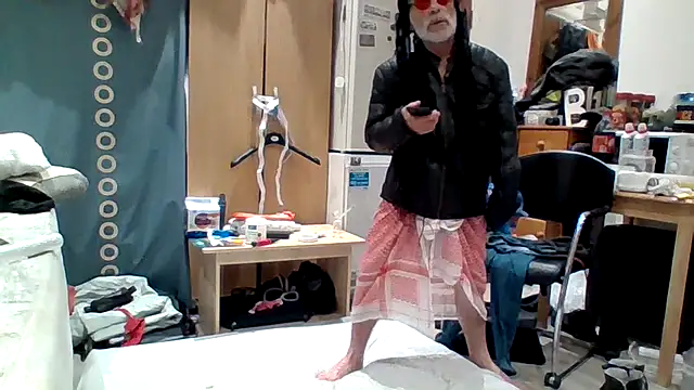 Snapshot of DaddyQuimHot chatting on September 2025 01:44:01 AM DaddyQuimHot online show from September 2025 01:44:01 AM