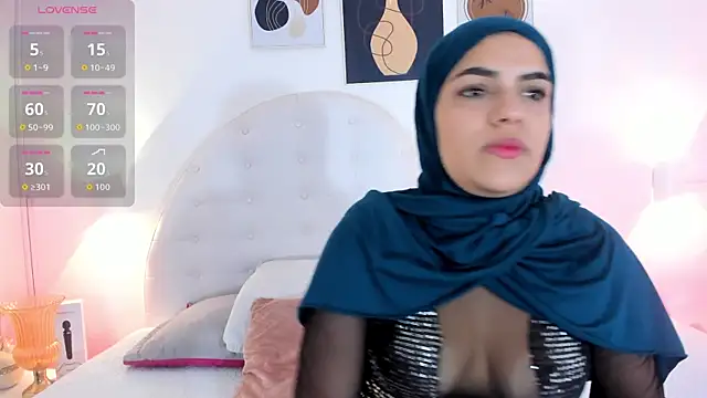 Snapshot of Umarani_ chatting on October 2025 07:32:01 PM Umarani online show from October 2025 07:32:01 PM