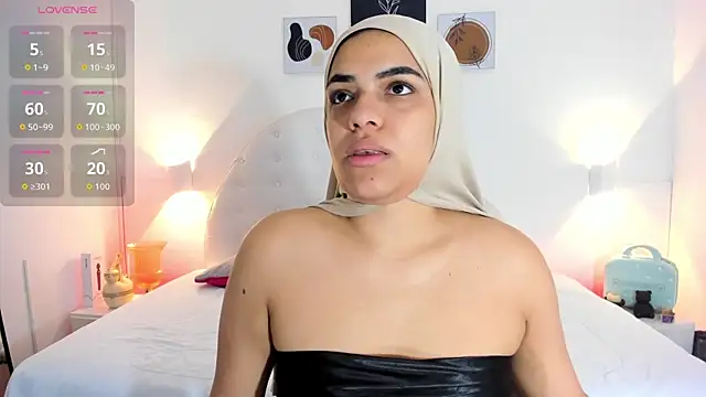 Snapshot of Umarani_ chatting on November 2025 11:34:01 AM Umarani online show from November 2025 11:34:01 AM