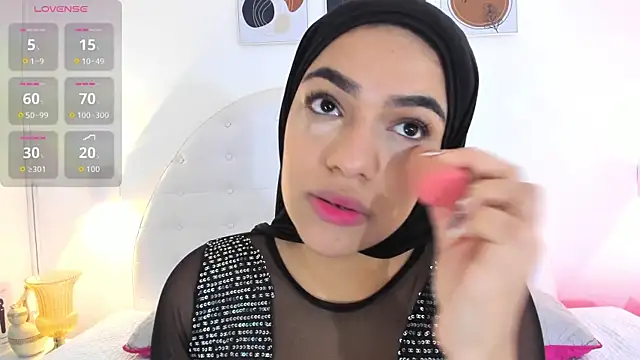 Snapshot of Umarani_ chatting on November 2025 06:29:02 PM Umarani online show from November 2025 06:29:02 PM