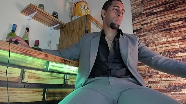 Paolo johnson online show from November 2025 11:43:02 AM