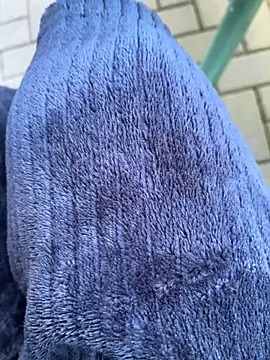 Snapshot of DurableFog chatting on December 2025 08:18:01 AM DurableFog online show from December 2025 08:18:01 AM