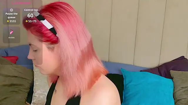 Lisa Adam online show from November 2025 05:11:01 PM