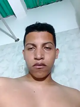 Snapshot of Fuenmayor40 chatting on December 2025 06:52:01 AM Fuenmayor40 online show from December 2025 06:52:01 AM