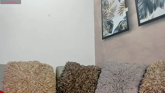 DahianaLincoln online show from October 2025 01:13:02 AM