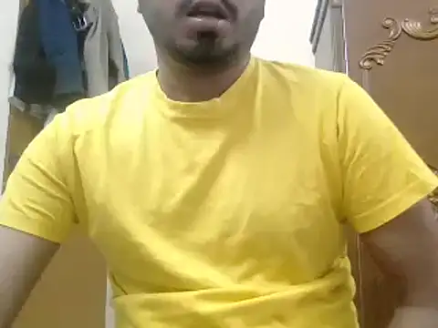 desiboyasif online show from September 2025 04:45:01 PM