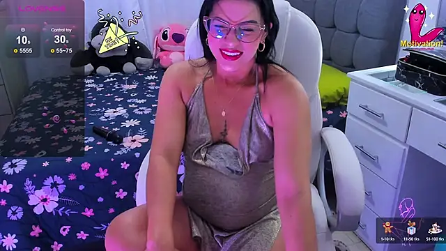 Snapshot of dahian_carter chatting on December 2024 01:38:02 PM dahian carter online show from December 2024 01:38:02 PM