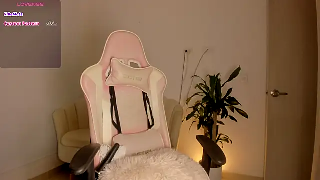 LittleSofia  online show from November 2025 02:25:01 AM