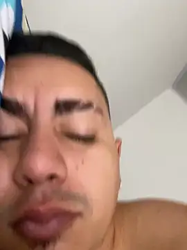 Snapshot of DanielGomez9 chatting on January 2025 02:41:01 PM DanielGomez9 online show from January 2025 02:41:01 PM