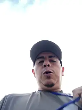 Snapshot of DanielGomez9 chatting on January 2025 09:53:02 PM DanielGomez9 online show from January 2025 09:53:02 PM