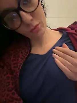 Strawberry queen91 online show from November 2025 05:26:01 PM