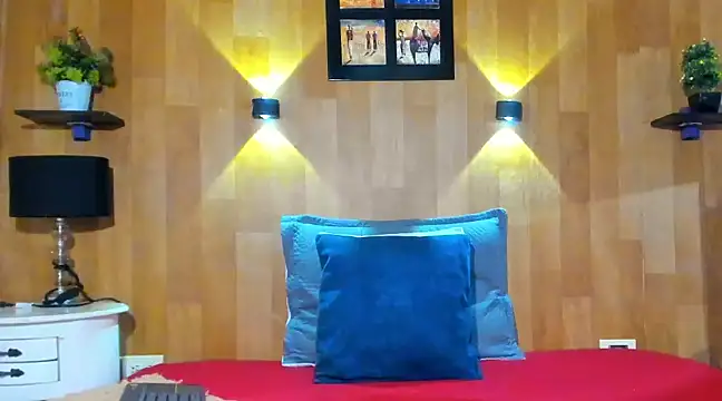 marianaa90 online show from January 2025 03:39:02 PM