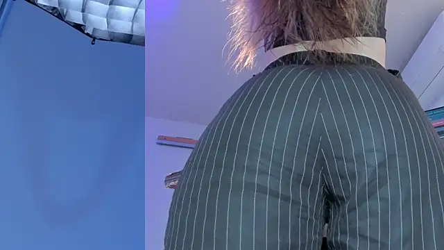 Siouxsie cenobite online show from March 2026 11:02:01 AM