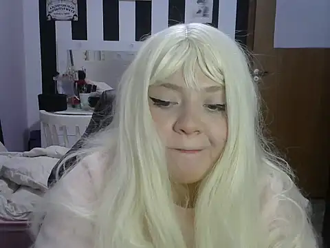 Snapshot of RuthBunny chatting on August 2026 01:46:01 PM RuthBunny online show from August 2026 01:46:01 PM