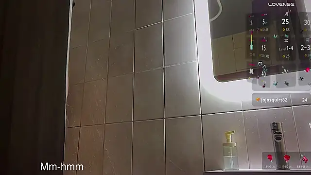 Addelin Moon online show from April 2026 12:36:02 PM