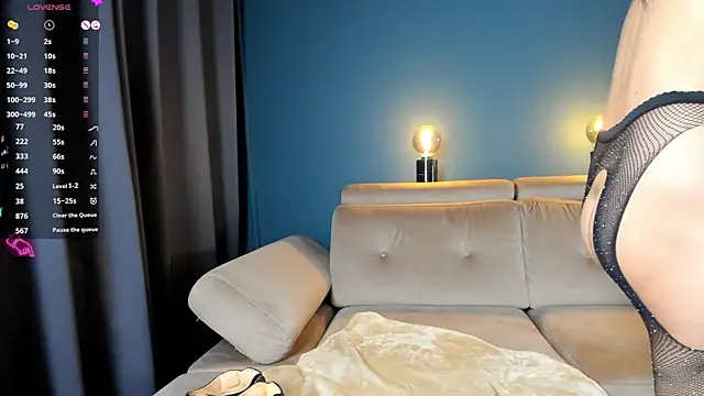 Snapshot of Project-Raven chatting on January 2025 08:21:01 PM Project-Raven online show from January 2025 08:21:01 PM