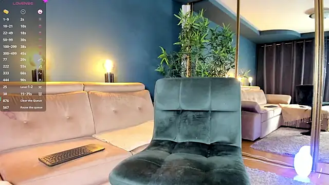 Snapshot of Project-Raven chatting on March 2025 01:14:02 AM Project-Raven online show from March 2025 01:14:02 AM