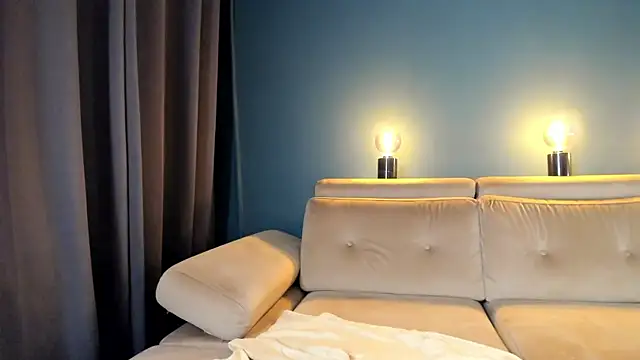 Snapshot of Project-Raven chatting on September 2025 07:13:01 PM Project-Raven online show from September 2025 07:13:01 PM