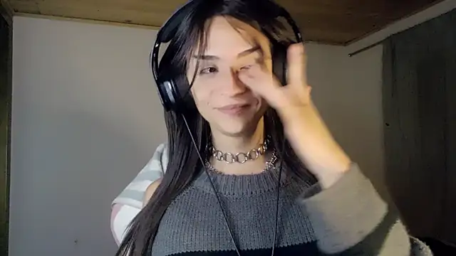 Dollbehavior  online show from January 2026 09:34:02 AM